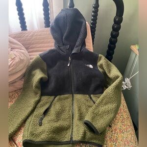 GUC boys 7/8 north face fleece